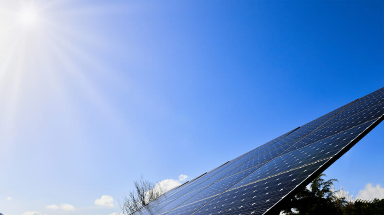 太陽光発電って儲かるの？